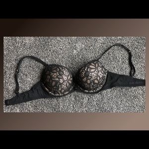 Victoria Secret Bombshell Plunge Bra